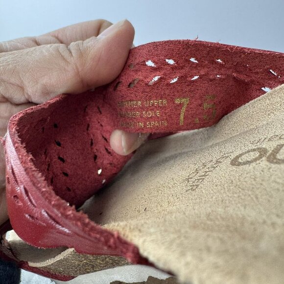 Yokono Red Leather Cut Out Sandals Slide Casual Cork Womens Size 7.5 VGUC‎ - Picture 4 of 6